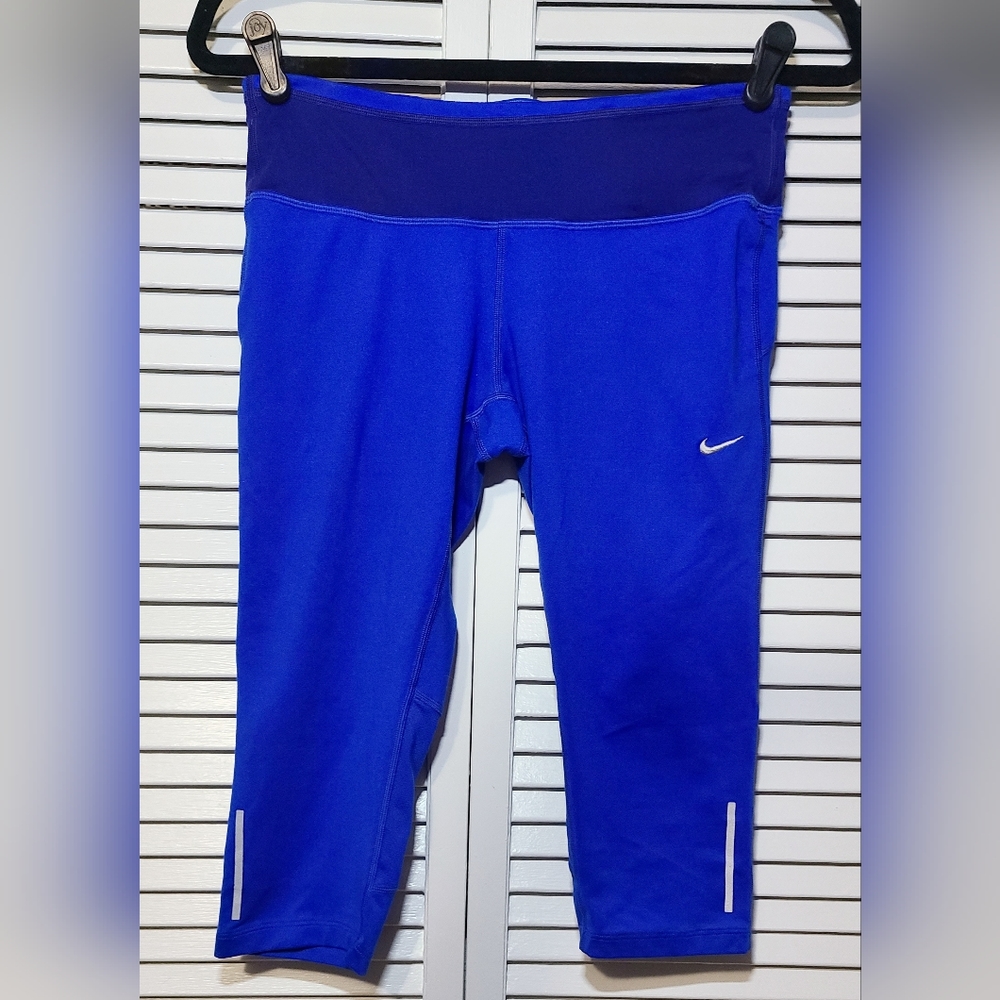 EUC Women's Nike Dri-FIT Running Capri Leggings - Medium